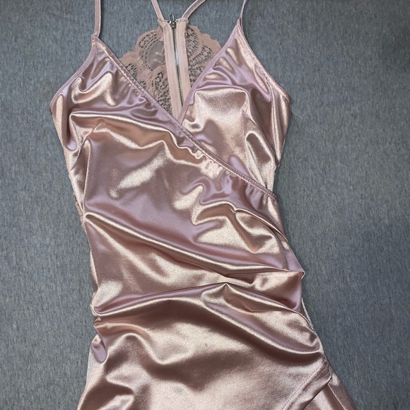 Silky slim flit dress - Picture 1 of 3